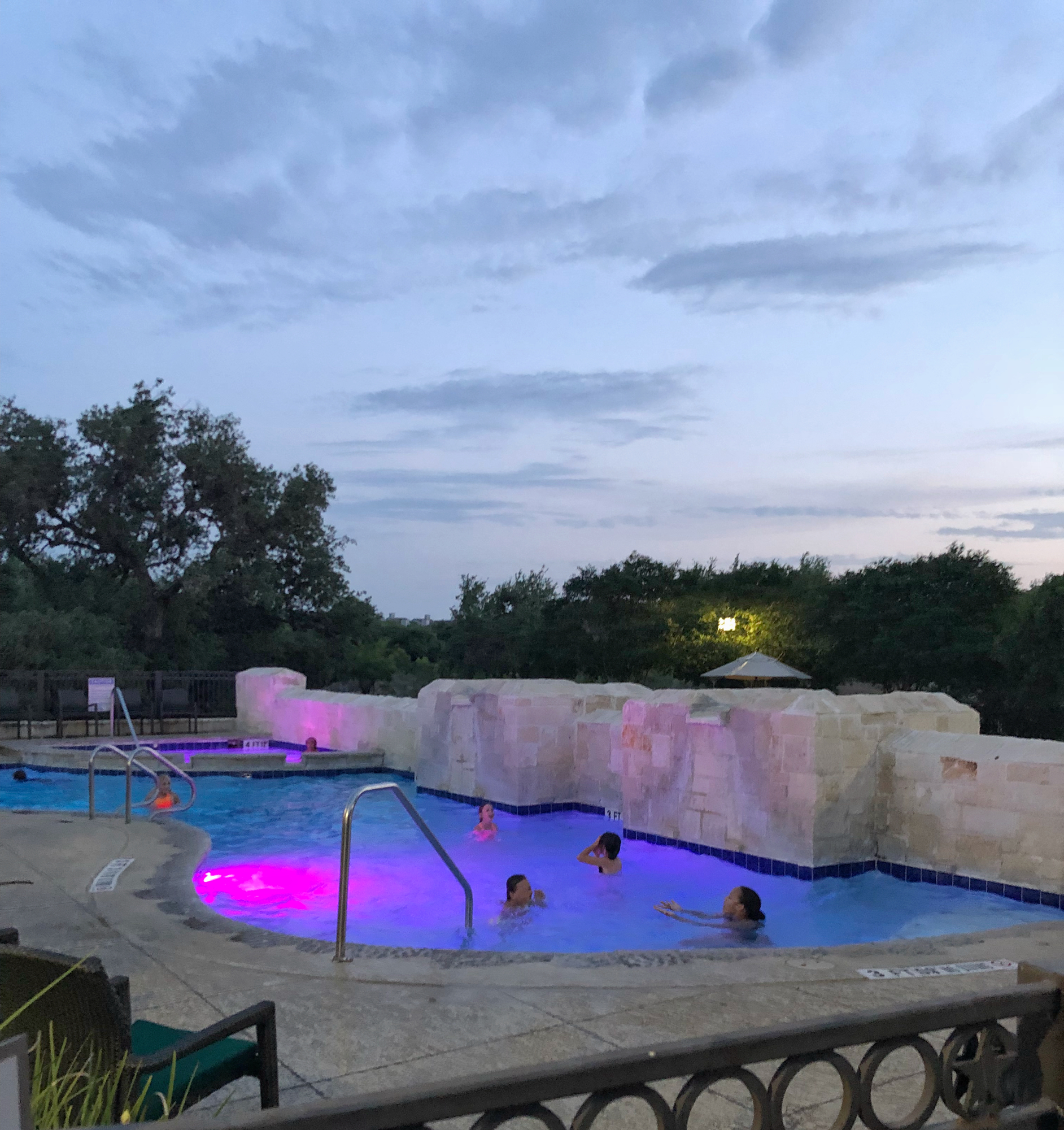Hilton hill country swimming pool